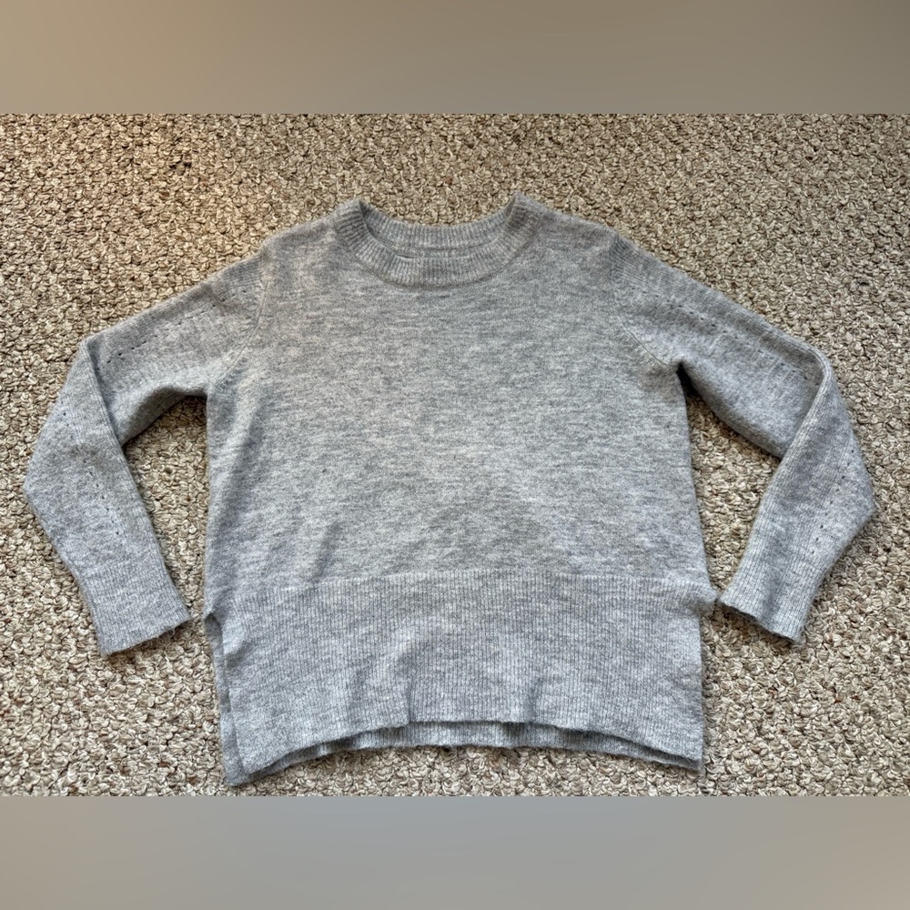 Minimum Wool Gray Crew Neck Sweater Size Medium